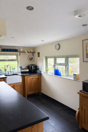 Kitchen- click for photo gallery